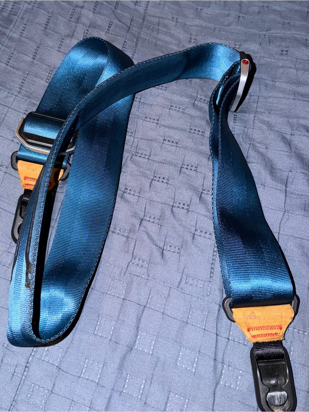Peak design summit edition blue